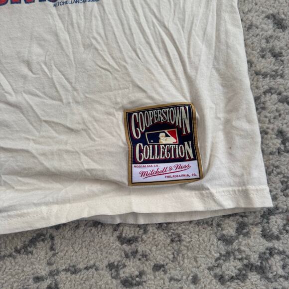 Mitchell & Ness Los Angeles Dodgers Cream 1988 World Series Champions T-Shirt - Picture 3 of 7